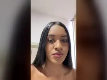 Brunette_of  live sex cam