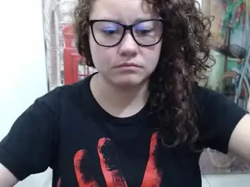 Curly_greeneyed  live sex cam