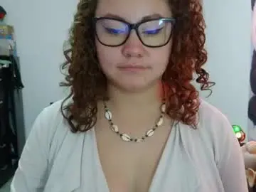 Curly_greeneyed  live sex cam