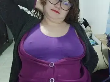 Curly_greeneyed  live sex cam