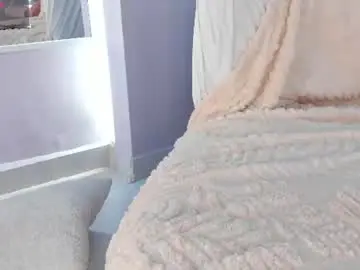 Isabellestorm  live sex cam