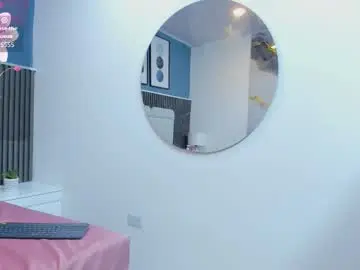 Ivy_petit  live sex cam