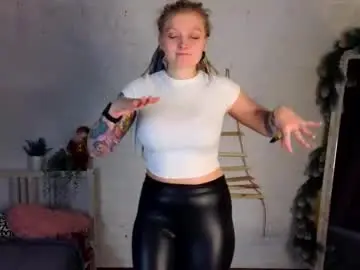 Kiki_shay  live sex cam