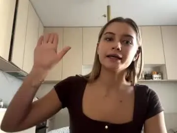 Louannkorth  live sex cam