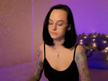 Miraskyy  live sex cam