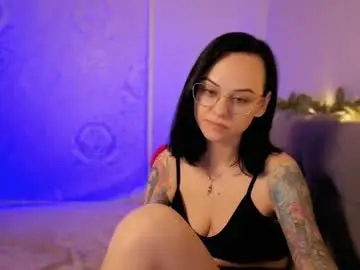 Miraskyy  live sex cam
