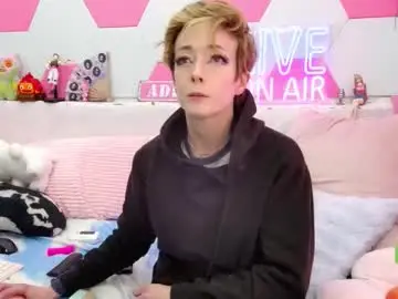 Rileycyriis  live sex cam