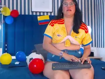 Sallydickinson  live sex cam