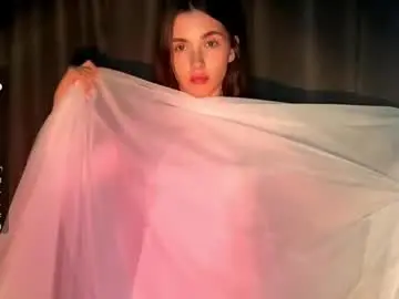 Veluxe  live sex cam