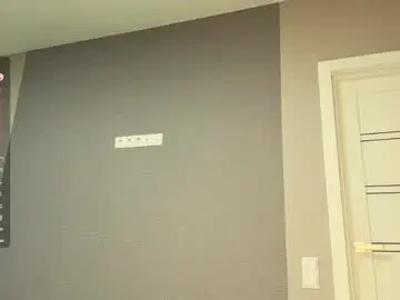 Veluxe  live sex cam