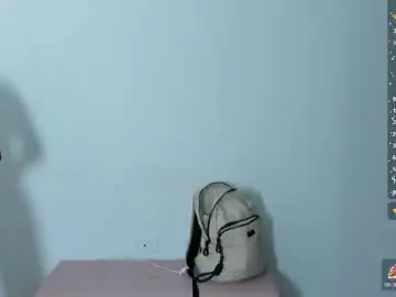 Veronica3__  live sex cam