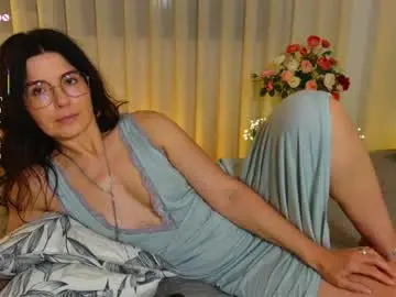 Adelina_shine  live sex cam