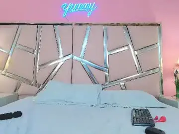 Ameliesaint  live sex cam