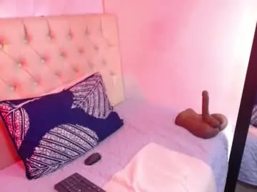 Cristal_coopeer  live sex cam