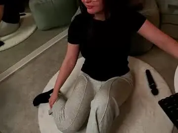 Deliciousfox  live sex cam