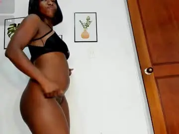 Domenicaw  live sex cam