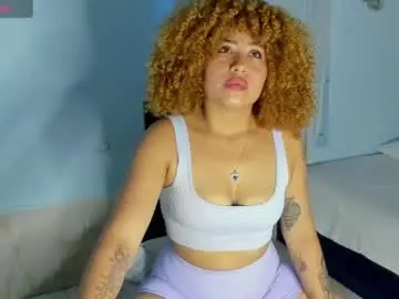 Gold_curlscb  live sex cam