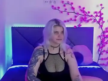 Joannlowes  live sex cam