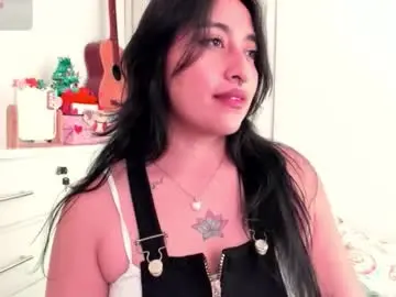 Lisahadwiin  live sex cam
