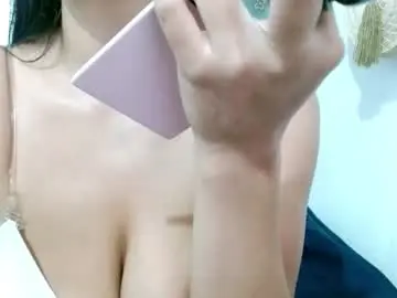 Maaddy_thompson  live sex cam