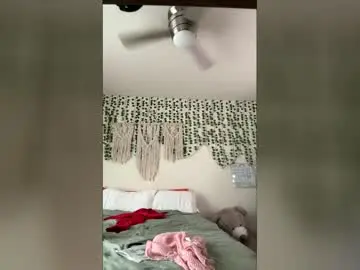Madie_rags1523  live sex cam