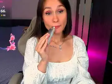 Mellovell  live sex cam
