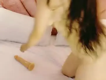 Moulinrousse69  live sex cam