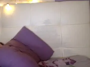 _juliaa22  live sex cam