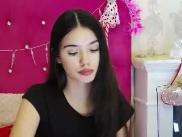 Alexisdevine  live sex cam