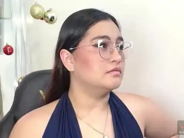 Heluejamil  live sex cam