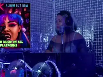Iiaaw  live sex cam