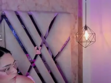 Isa_doux  live sex cam