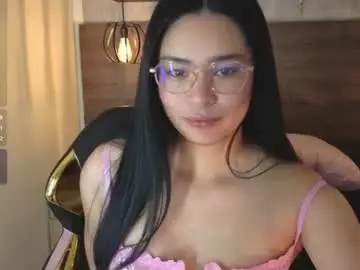 Isa_doux  live sex cam