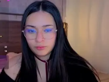 Isa_doux  live sex cam