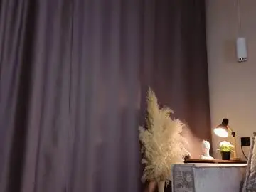 Julielamb  live sex cam