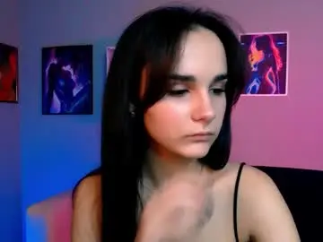Laratiz  live sex cam