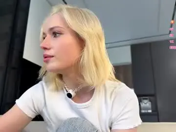 Madamorgana  live sex cam