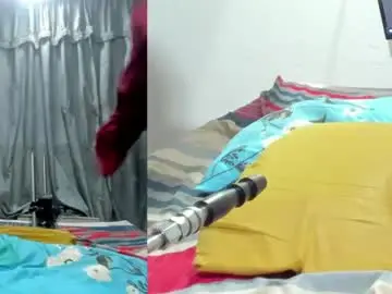 Marlyn_black  live sex cam