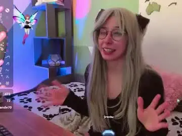 Meomeee  live sex cam