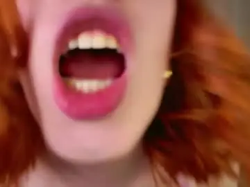 Mikka_blush  live sex cam