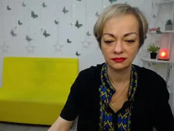 Nikamayu  live sex cam