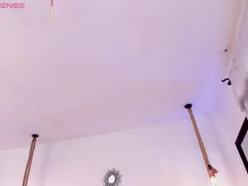 Oriana_guzman  live sex cam