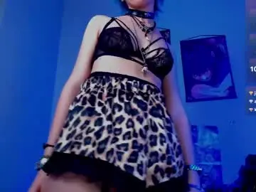 Powderofgun  live sex cam