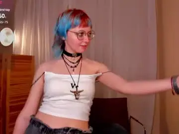 Powderofgun  live sex cam