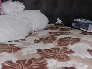Reyna77  live sex cam
