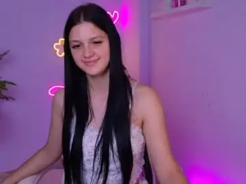 Sofyloren  live sex cam
