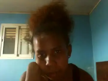 Valerinezah  live sex cam
