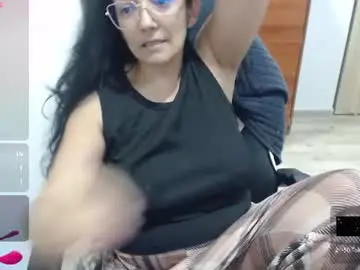 Venus496613  live sex cam
