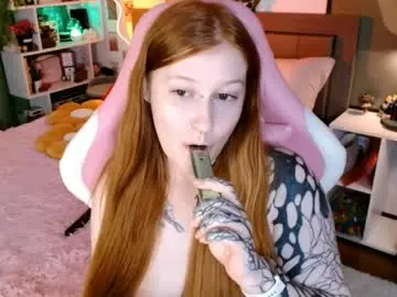 Ayla_hill  live sex cam