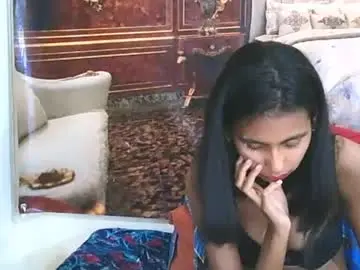 Indianpeachglow  live sex cam